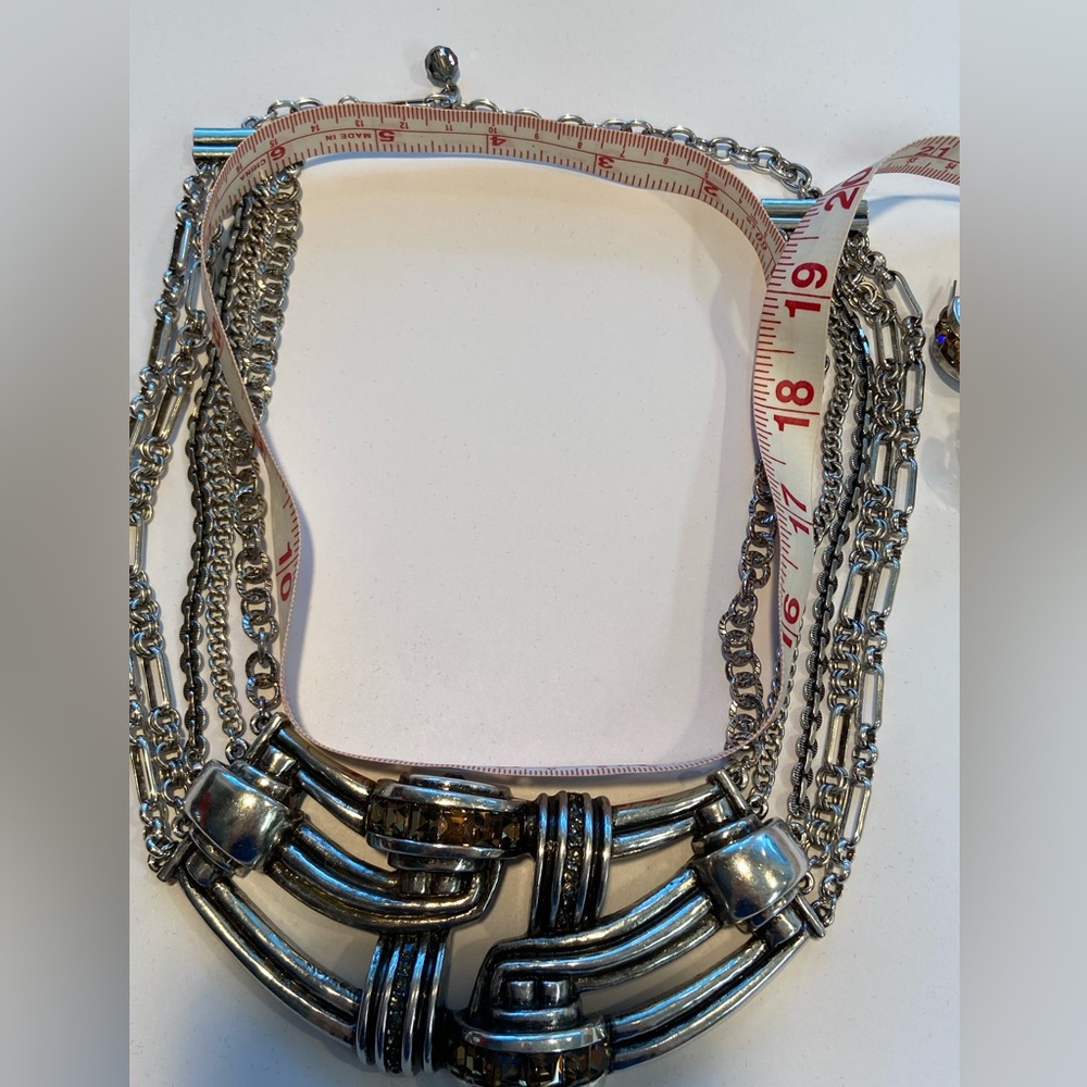 Vintage CLB NYC collar style necklace 18” and earrings 1” silver tone crystals - Picture 10 of 15